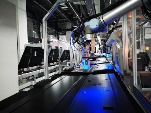 從長虹看中國家電制造業的轉型升級 多媒體技術的融合與創新之路